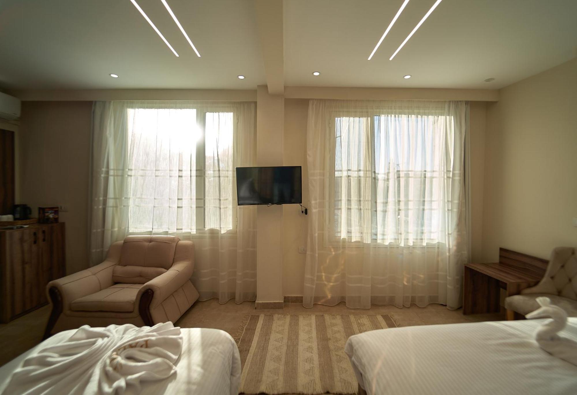 The Palace Pyramids Inn Nazlet el-Sisi Екстер'єр фото