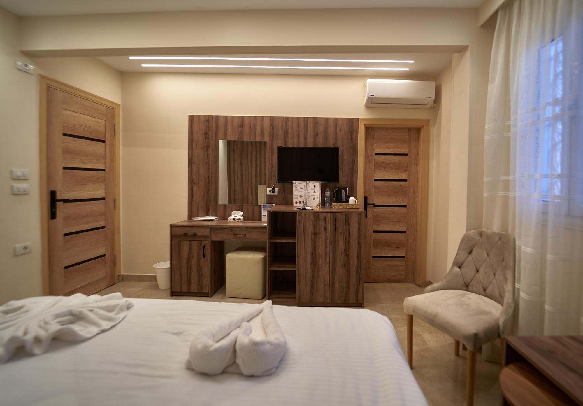 The Palace Pyramids Inn Nazlet el-Sisi Екстер'єр фото